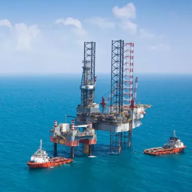 Comment choisir des bottes de sécurité pour l’industrie pétrolière et gazière ? 3 bottes de travail S3 recommandées pour les projets au Moyen-Orient
